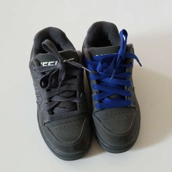 gray heelys